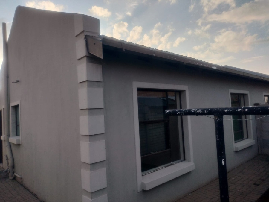 3 Bedroom Property for Sale in Mandela View Free State